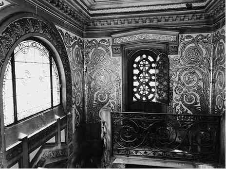 Иллюстрация к книге — Музеи смерти. Парижские и московские кладбища [i_083.jpg]