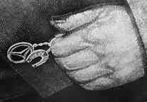 Иллюстрация к книге — Музеи смерти. Парижские и московские кладбища [i_261.jpg]