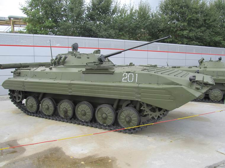 Иллюстрация к книге — Хороший день для зомби-апокалипсиса [i_021.jpg]