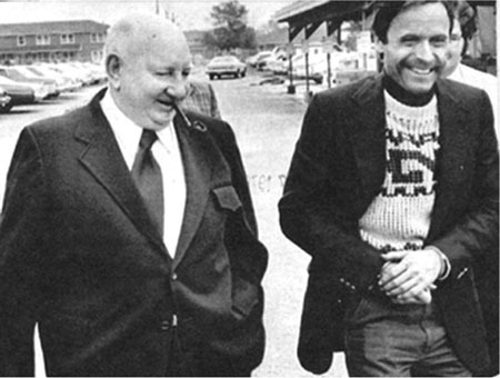 Иллюстрация к книге — Убийца рядом со мной. Мой друг – серийный маньяк Тед Банди [img_34.jpg]