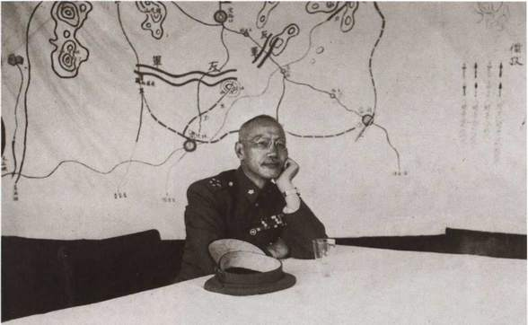 Иллюстрация к книге — Чан Кайши [i_052.jpg]