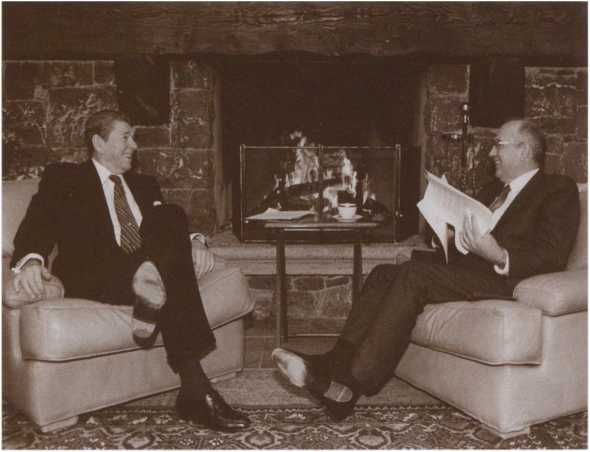 Иллюстрация к книге — Рейган [i_045.jpg]