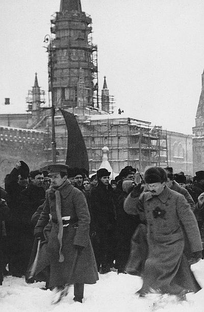 Иллюстрация к книге — Лев Троцкий. Оппозиционер. 1923-1929 [i_003.jpg]