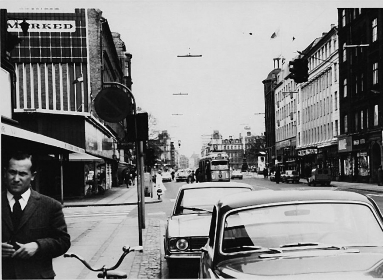 Иллюстрация к книге — Шпион и предатель. Самая громкая шпионская история времен холодной войны [i_014.jpg]