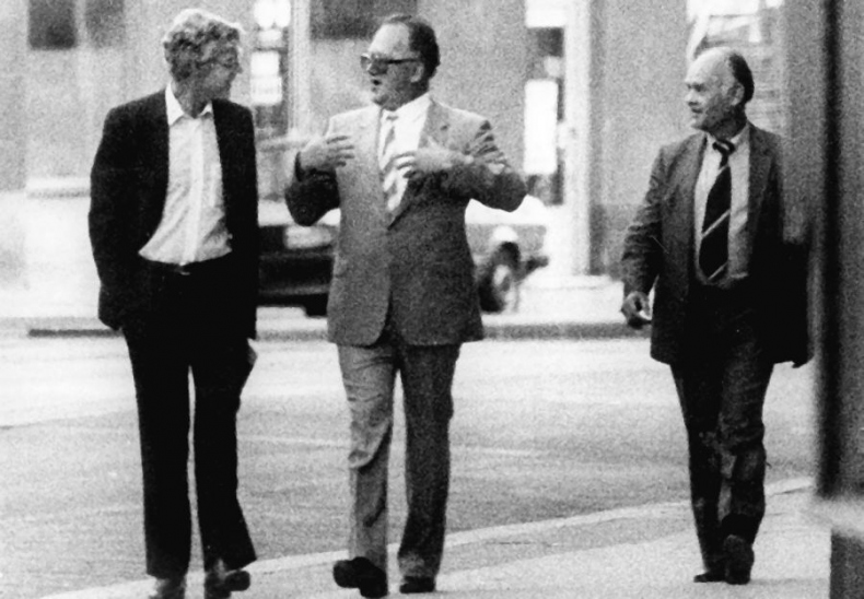 Иллюстрация к книге — Шпион и предатель. Самая громкая шпионская история времен холодной войны [i_018.jpg]