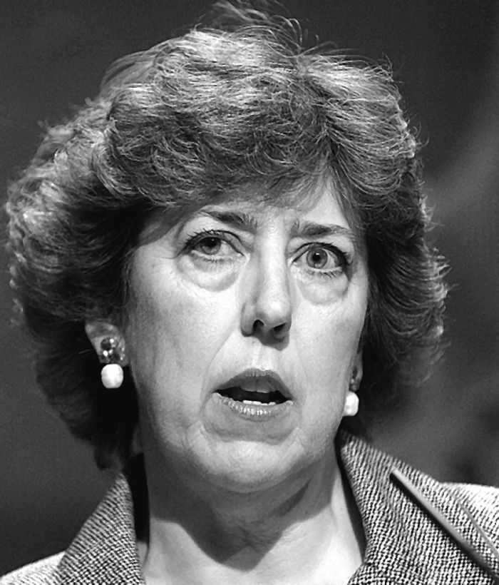 Иллюстрация к книге — Шпион и предатель. Самая громкая шпионская история времен холодной войны [i_037.jpg]