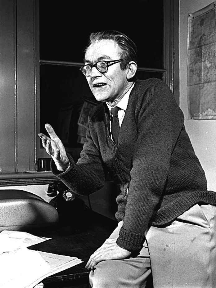 Иллюстрация к книге — Шпион и предатель. Самая громкая шпионская история времен холодной войны [i_043.jpg]