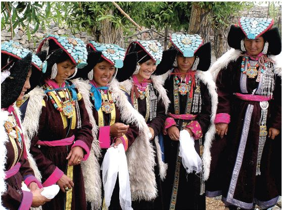 Иллюстрация к книге — Поднебесная страна/ Традиции, культура, праздники, кухня, медицина [i_046.jpg]