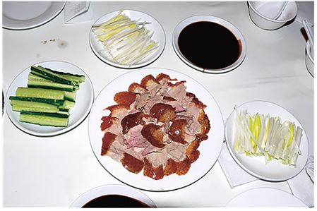 Иллюстрация к книге — Поднебесная страна/ Традиции, культура, праздники, кухня, медицина [i_063.jpg]