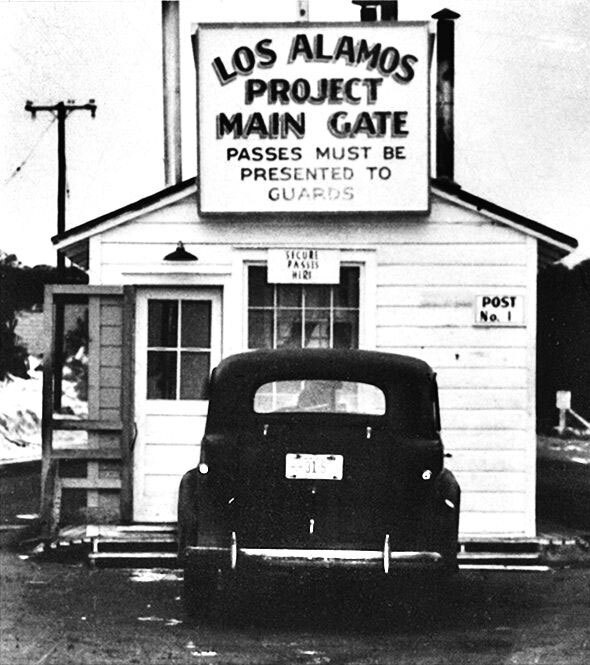 Иллюстрация к книге — Внешняя разведка СССР – России. 1946–2020 годы. История, структура и кадры [i_018.jpg]