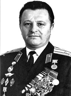 Иллюстрация к книге — Внешняя разведка СССР – России. 1946–2020 годы. История, структура и кадры [i_149.jpg]