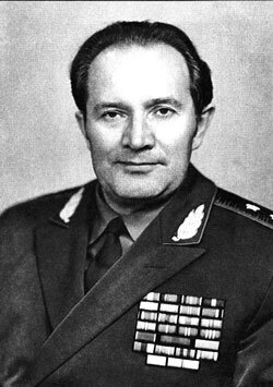 Иллюстрация к книге — Внешняя разведка СССР – России. 1946–2020 годы. История, структура и кадры [i_186.jpg]