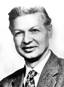 Иллюстрация к книге — Внешняя разведка СССР – России. 1946–2020 годы. История, структура и кадры [i_191.jpg]