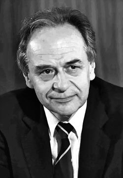 Иллюстрация к книге — Внешняя разведка СССР – России. 1946–2020 годы. История, структура и кадры [i_242.jpg]