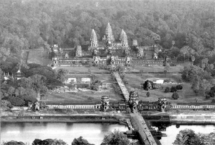 Иллюстрация к книге — Коллапс. Почему одни общества приходят к процветанию, а другие – к гибели [i_055.jpg]