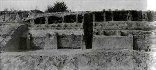 Иллюстрация к книге — От Русской земли к земле Киевской. Становление государственности в Среднем Поднепровье. IX– XII вв. [i_009.jpg]