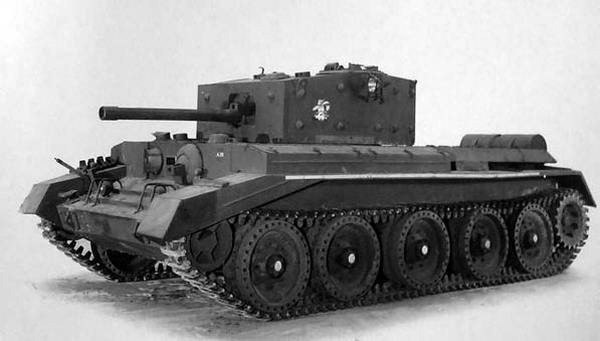 Иллюстрация к книге — Крейсерский танк Mk.VIII «Кромвель». На острие королевского меча [i_010.jpg]
