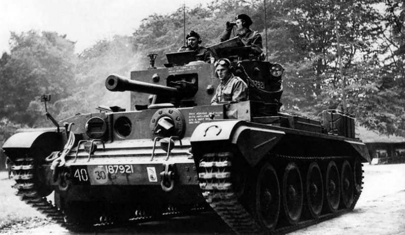 Иллюстрация к книге — Крейсерский танк Mk.VIII «Кромвель». На острие королевского меча [i_067.jpg]