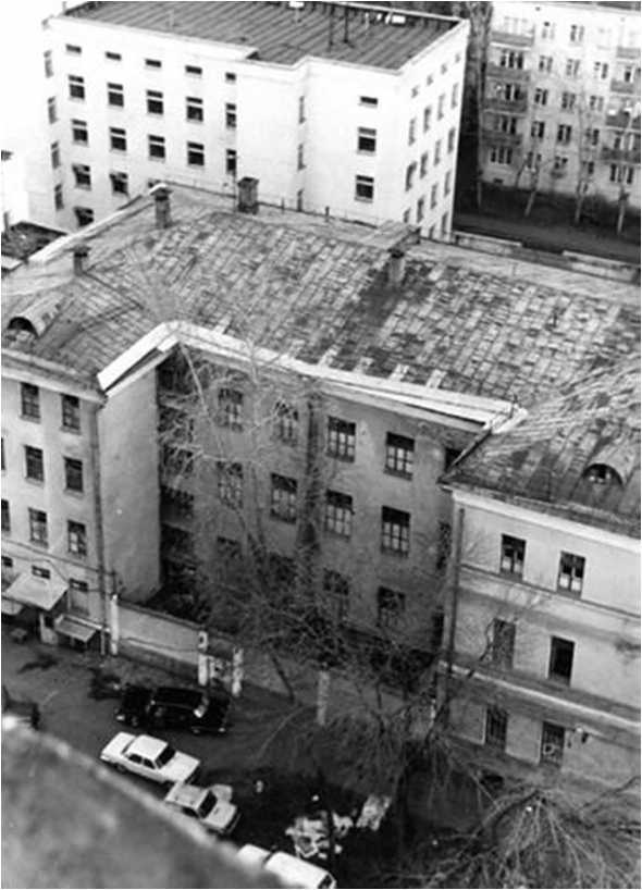 Иллюстрация к книге — Девятый круг. Одиссея диссидента в психиатрическом ГУЛАГе [i_014.jpg]