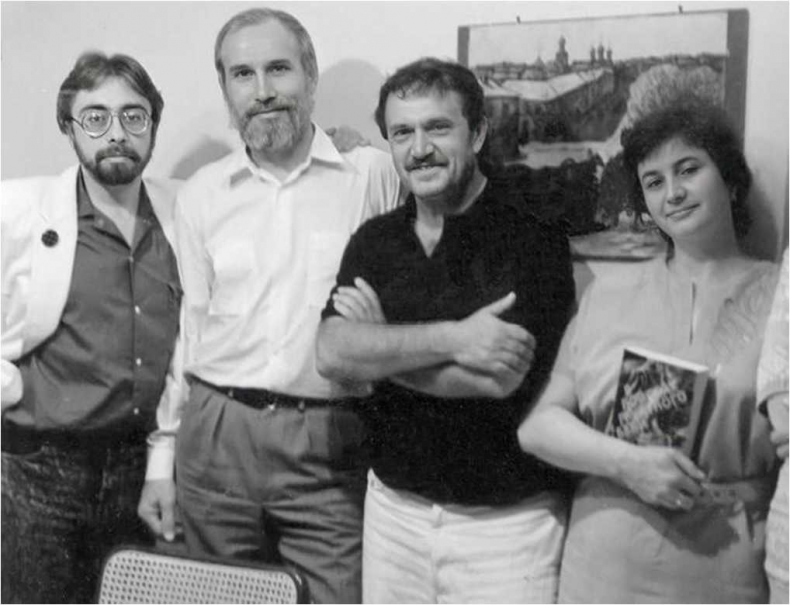 Иллюстрация к книге — Девятый круг. Одиссея диссидента в психиатрическом ГУЛАГе [i_030.jpg]