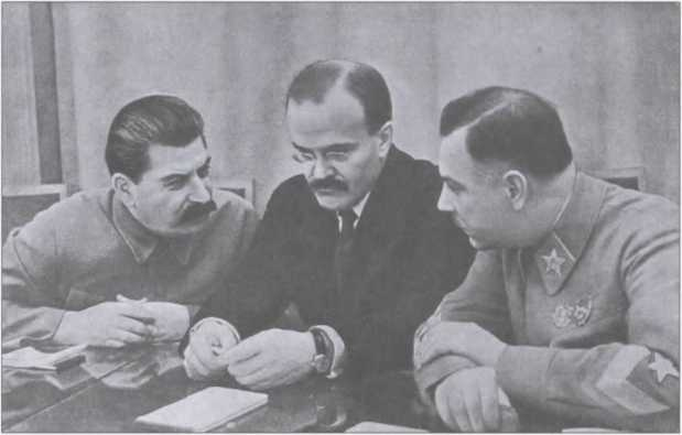 Иллюстрация к книге — Сталинские маршалы в жерновах политики [i_010.jpg]