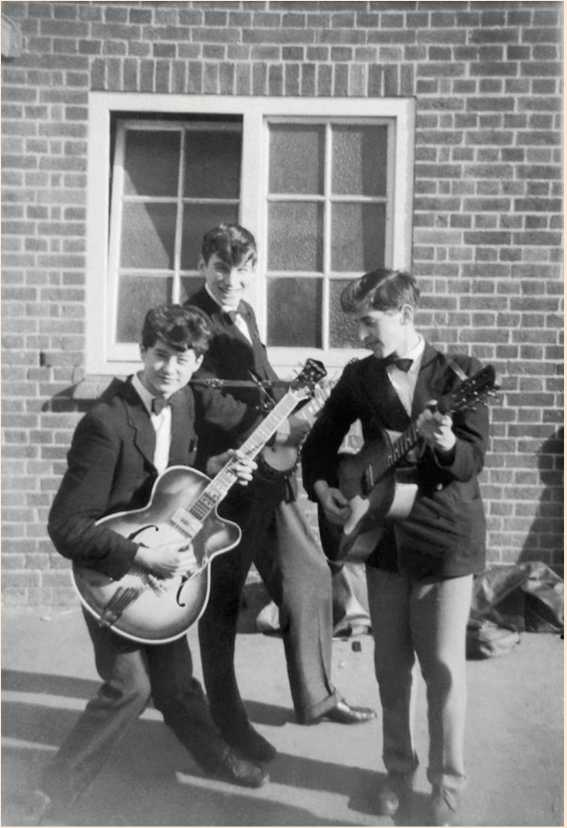 Иллюстрация к книге — Свет и Тень. Разговоры с Джимми Пейджем [i_005.jpg]