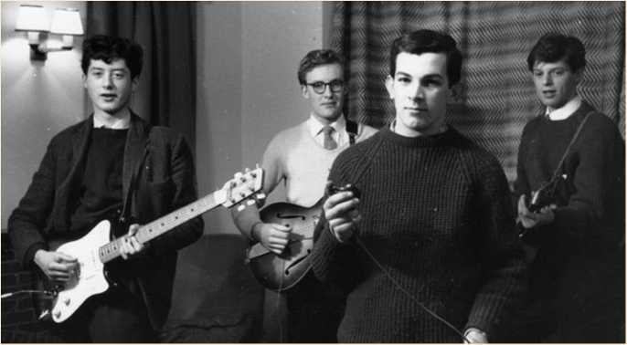 Иллюстрация к книге — Свет и Тень. Разговоры с Джимми Пейджем [i_008.jpg]