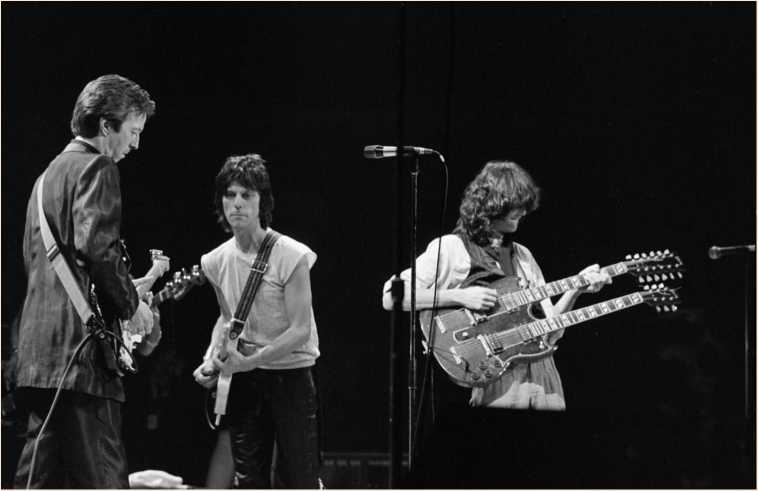 Иллюстрация к книге — Свет и Тень. Разговоры с Джимми Пейджем [i_056.jpg]