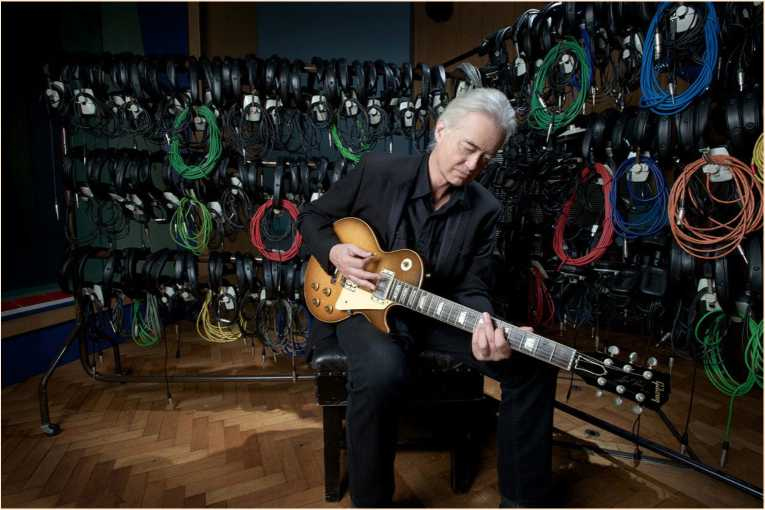 Иллюстрация к книге — Свет и Тень. Разговоры с Джимми Пейджем [i_101.jpg]