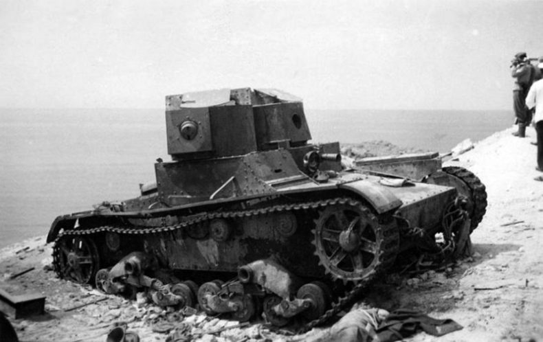 Иллюстрация к книге — Письма с фронта. «Я видел страшный лик войны». Сборник [i_013.jpg]