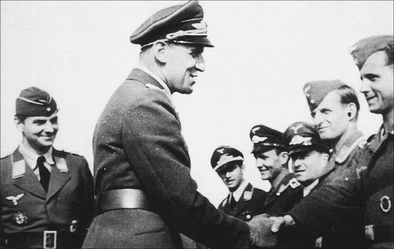 Иллюстрация к книге — Асы немецкой авиации [i_051.jpg]