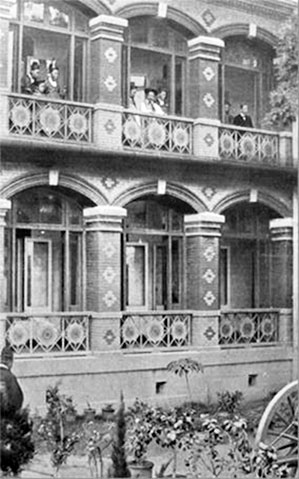 Иллюстрация к книге — Русские эмигранты и их потомки. Истории успеха [i_010.jpg]