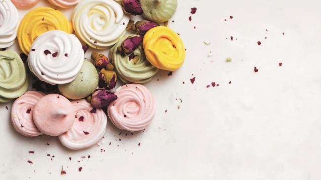 Иллюстрация к книге — Праздник каждый день. Когда в дом приходит счастье [i_001.jpg]