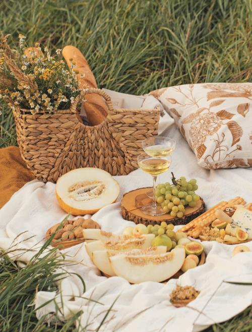 Иллюстрация к книге — Праздник каждый день. Когда в дом приходит счастье [i_005.jpg]