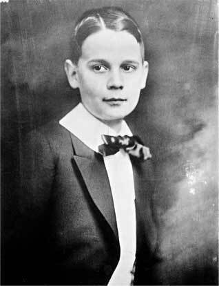 Иллюстрация к книге — Гитлер и Габсбурги. Месть фюрера правящему дому Австрии [i_005.jpg]