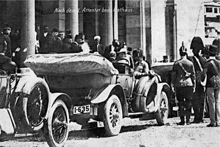 Иллюстрация к книге — Гитлер и Габсбурги. Месть фюрера правящему дому Австрии [i_009.jpg]