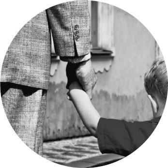 Иллюстрация к книге — Добрый доктор из Варшавы [i_001.jpg]