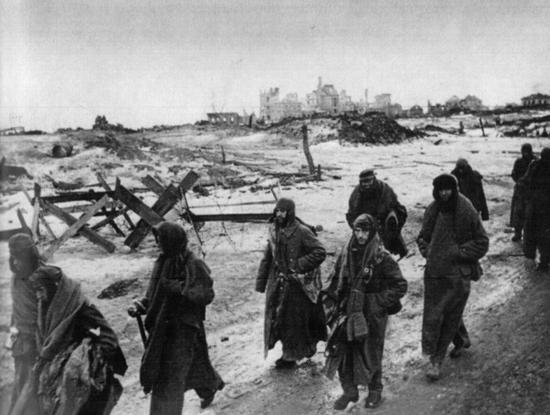 Иллюстрация к книге — Ватутин [_48.jpg]