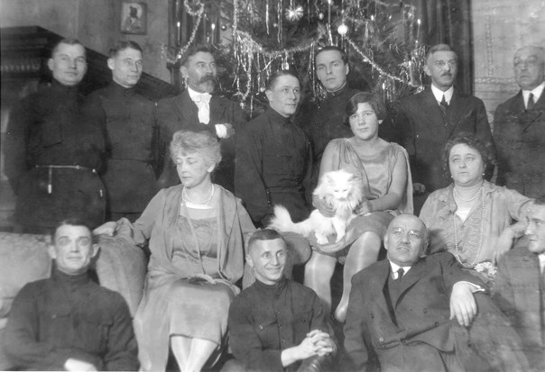 Иллюстрация к книге — Другая Россия. Исследования по истории русской эмиграции [i_018.jpg]