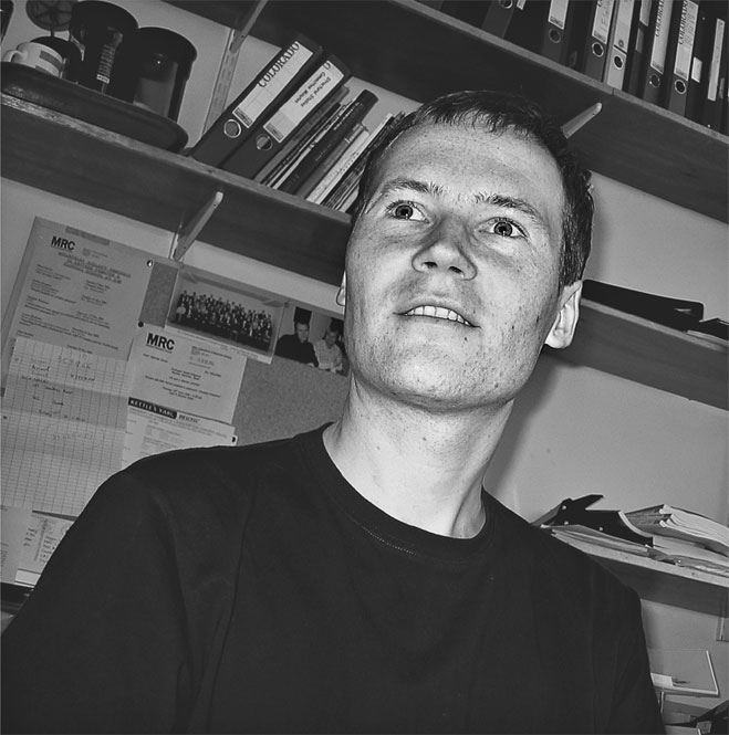 Иллюстрация к книге — Генетический детектив. От исследования рибосомы к Нобелевской премии [i_028.jpg]