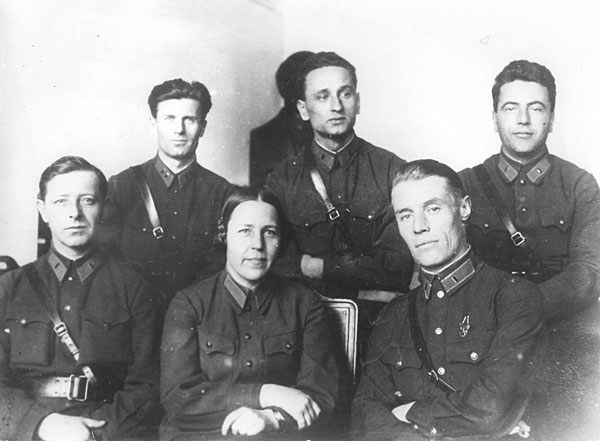 Иллюстрация к книге — Забытый полководец. Генерал армии Попов [i_005.jpg]