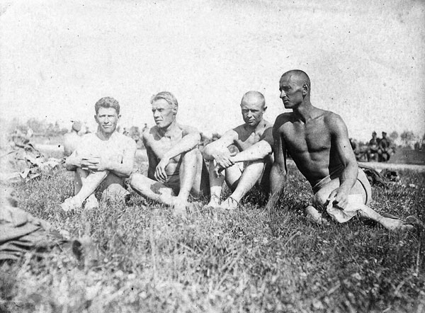 Иллюстрация к книге — Забытый полководец. Генерал армии Попов [i_006.jpg]