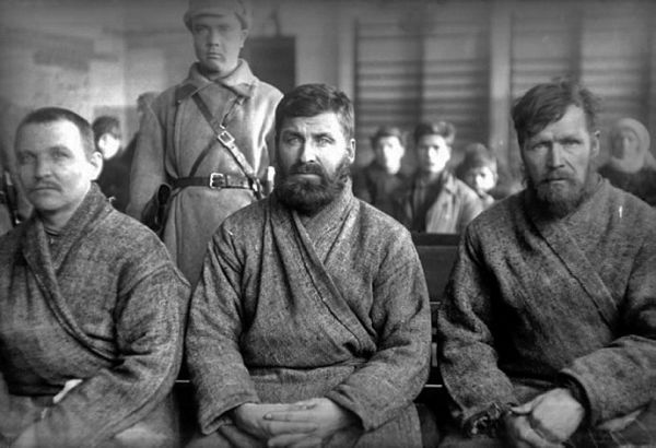 Иллюстрация к книге — Секретная должность агента Рейли [i_033.jpg]