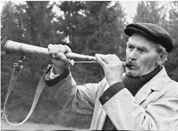 Иллюстрация к книге — Далёкие милые были [i_008.jpg]