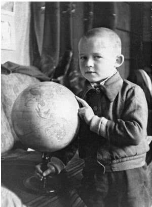 Иллюстрация к книге — Далёкие милые были [i_012.jpg]