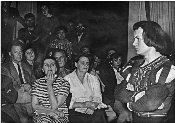 Иллюстрация к книге — Далёкие милые были [i_029.jpg]