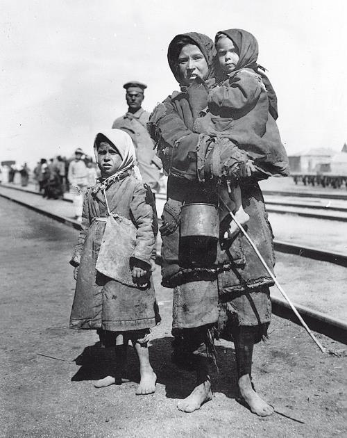 Иллюстрация к книге — Российская миссия. Забытая история о том, как Америка спасла Советский Союз от гибели [i_004.jpg]