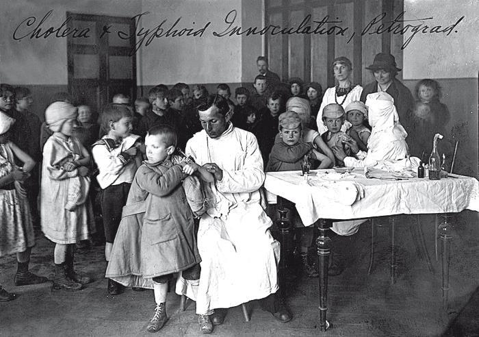 Иллюстрация к книге — Российская миссия. Забытая история о том, как Америка спасла Советский Союз от гибели [i_045.jpg]