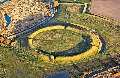 Иллюстрация к книге — История викингов. Дети Ясеня и Вяза [i_044.jpg]