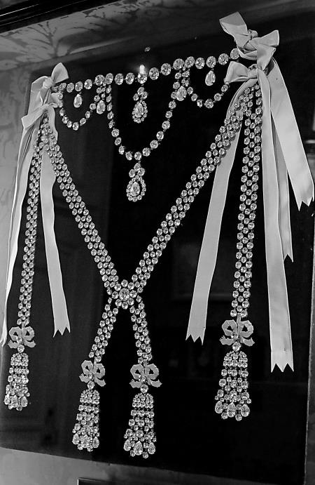 Иллюстрация к книге — Тайны Французской империи [i_019.jpg]